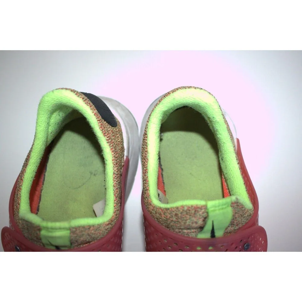 NIKE Sock Dart Ghost Green/Watermelon Multicolor Women's Size‎ 10